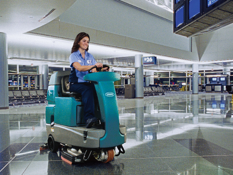 商場車間使有小型洗地機(jī)注意事項(xiàng)