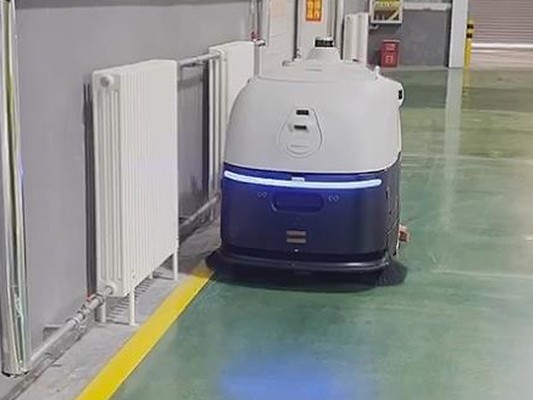 坦力無(wú)人駕駛洗地機(jī)器人來(lái)襲，新能源廠(chǎng)清潔大變身