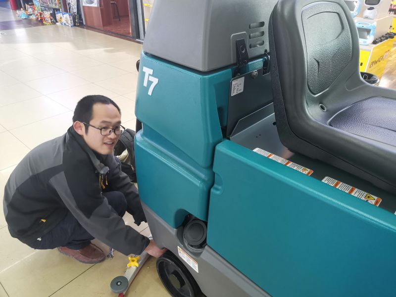 洗地機(jī)售后服務(wù)好，才值得購(gòu)買(mǎi)