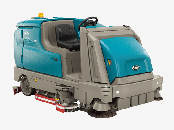坦能電瓶驅動駕駛式掃洗一體機M17
