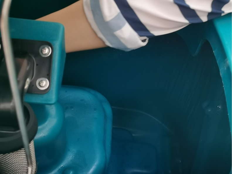 洗地機(jī)污水箱如何清洗？