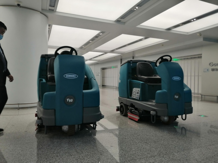 洗地機(jī)是租還是買(mǎi)？看完你就知道